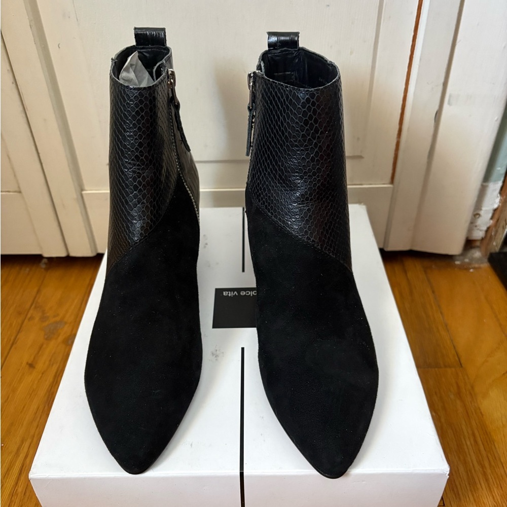 Dolce Vita Black Textured Ankle Boots